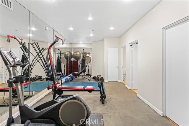 Detail Gallery Image 37 of 41 For 512 Esplanade #103,  Redondo Beach,  CA 90277 - 2 Beds | 2 Baths