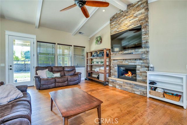 Detail Gallery Image 7 of 33 For 1258 Wrigley St, Lakeport,  CA 95453 - 3 Beds | 2 Baths