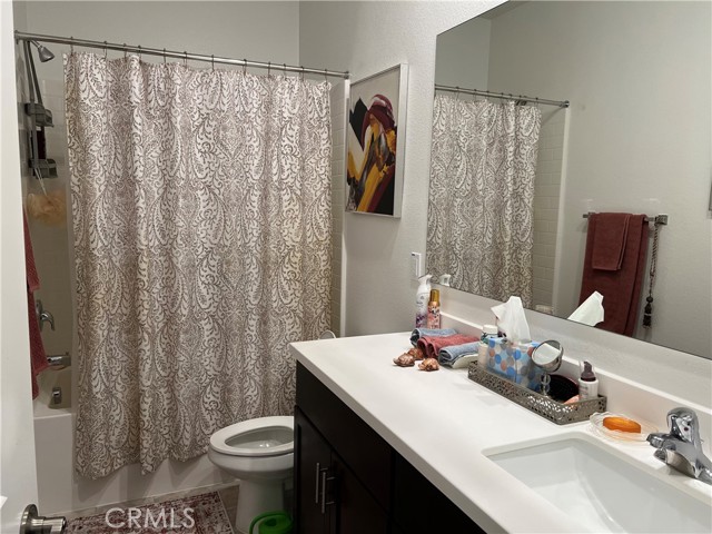 16072 Arrow Boulevard # A, Fontana, California 92335, 4 Bedrooms Bedrooms, ,2 BathroomsBathrooms,Residential,For Sale,16072 Arrow Boulevard # A,CRCV23005754