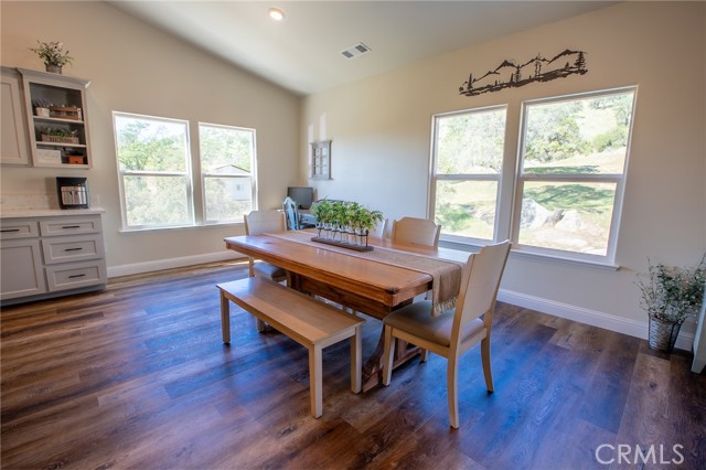 Detail Gallery Image 18 of 58 For 29200 Acorn Ct, Coarsegold,  CA 93614 - 4 Beds | 3 Baths