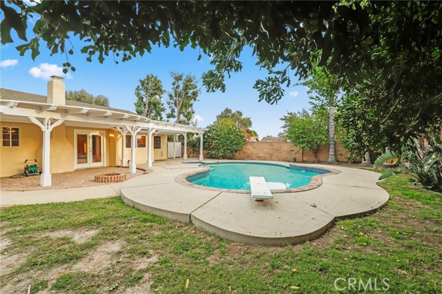 Detail Gallery Image 34 of 43 For 11001 Limerick Ave, Chatsworth,  CA 91311 - 4 Beds | 2/1 Baths