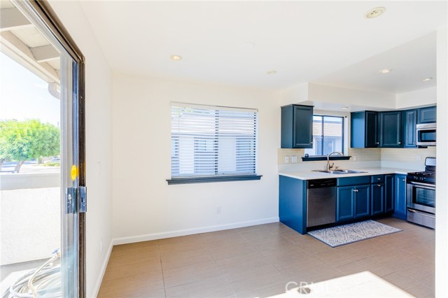 151 Majestic Court, Moorpark CA: https://media.crmls.org/medias/98c323f2-3564-43c2-8ba1-204acd616629.jpg