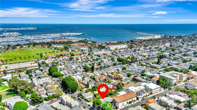 661 W 26th Street, San Pedro CA: https://media.crmls.org/medias/98c404ab-8b01-44be-86fc-db58f967ae1b.jpg