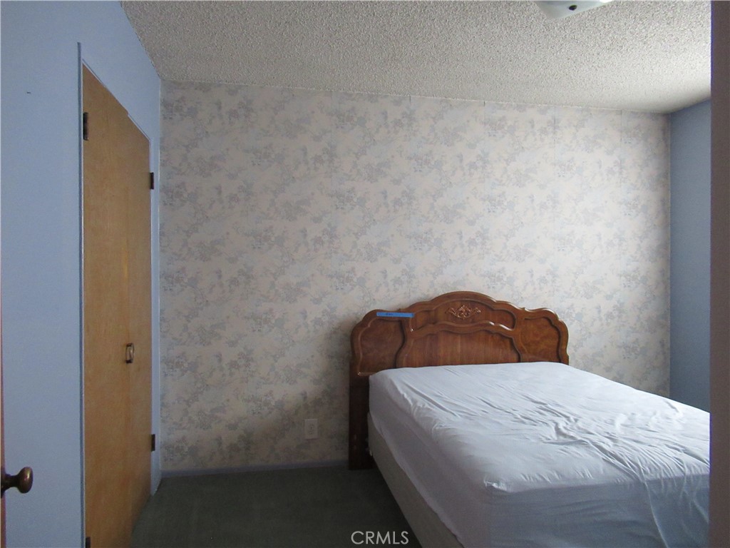 https://media.crmls.org/medias/98c40d25-7725-4a51-a46d-688285fba12e.jpg?preset=X-Large