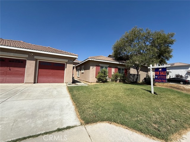 Detail Gallery Image 2 of 16 For 206 Garcia Dr, San Jacinto,  CA 92582 - 4 Beds | 2/1 Baths