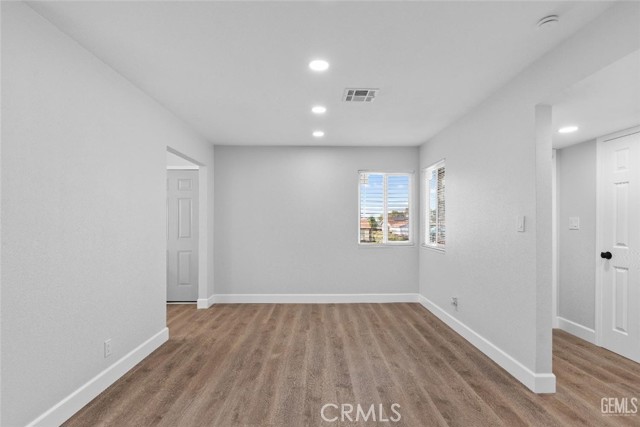 Detail Gallery Image 8 of 28 For 3013 Arnold St, Bakersfield,  CA 93305 - 3 Beds | 2 Baths