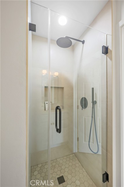 309 Deerfield, Irvine CA: https://media.crmls.org/medias/98c58b2a-69cb-4098-90c6-3da43335ad02.jpg
