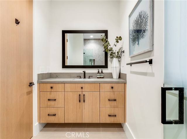 Detail Gallery Image 42 of 62 For 221 Heliotrope Ave, Corona Del Mar,  CA 92625 - 4 Beds | 5/1 Baths