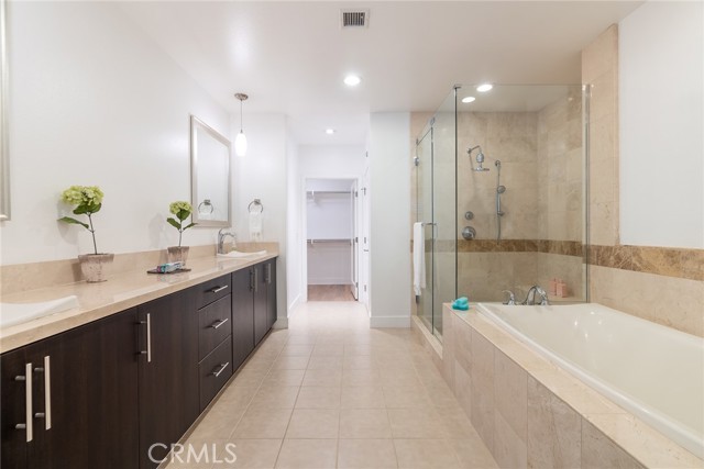 Detail Gallery Image 31 of 60 For 402 Rockefeller #106,  Irvine,  CA 92612 - 2 Beds | 2/1 Baths