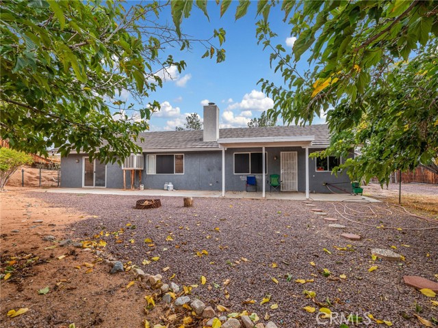 16409 Pauhaska Court, Apple Valley CA: https://media.crmls.org/medias/98c5cb6d-f41a-4a35-8bbc-80d7c72f2e52.jpg