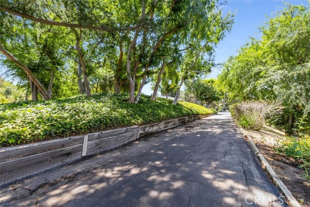 Detail Gallery Image 3 of 62 For 251 S Quintana Dr, Anaheim Hills,  CA 92807 - 4 Beds | 2 Baths