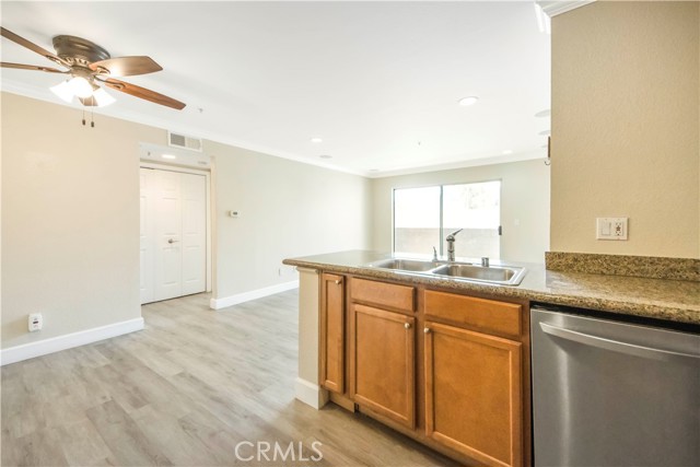 Detail Gallery Image 11 of 24 For 1000 Vista Del Cerro Dr #102,  Corona,  CA 92879 - 1 Beds | 1 Baths