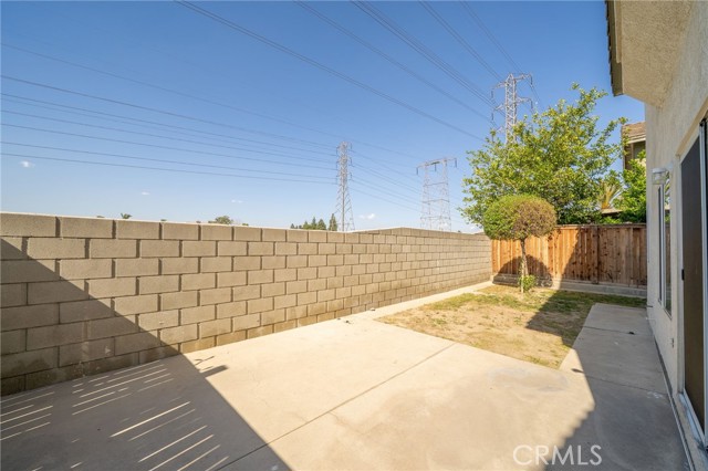 Detail Gallery Image 29 of 31 For 15642 Coventry Ln, Fontana,  CA 92337 - 3 Beds | 2/1 Baths