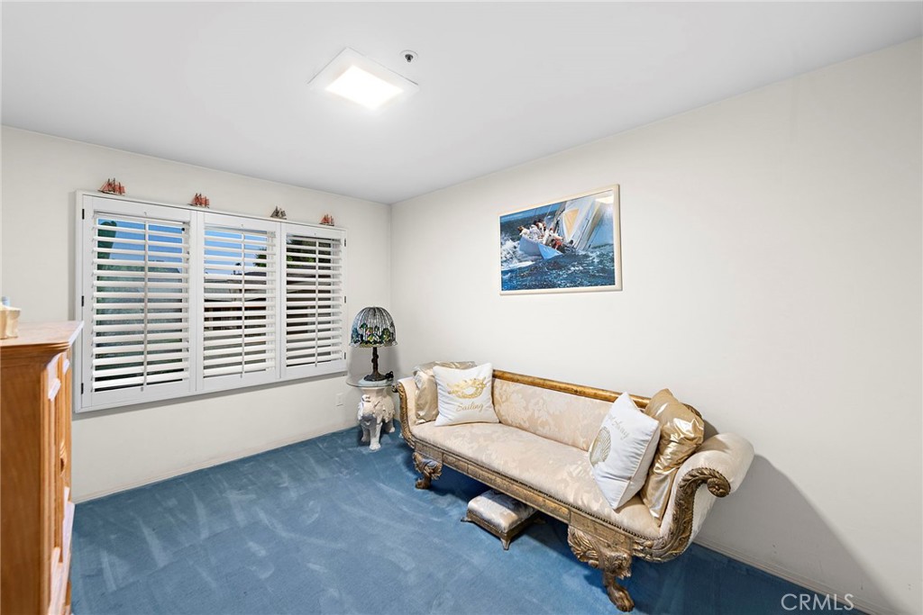 98c93ce3 E258 421e 9f7a B387fa721926