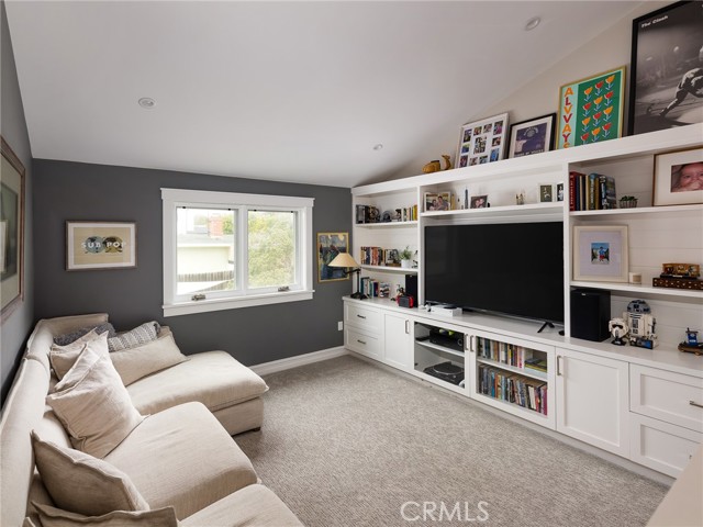 801 18th Street, Manhattan Beach, California 90266, 4 Bedrooms Bedrooms, ,4 BathroomsBathrooms,Residential,Sold,18th,SB24108757