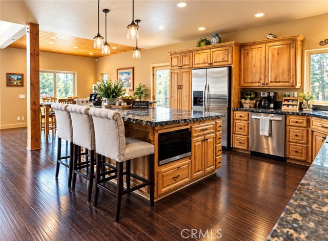 756 Brentwood, Lake Arrowhead, CA 92352