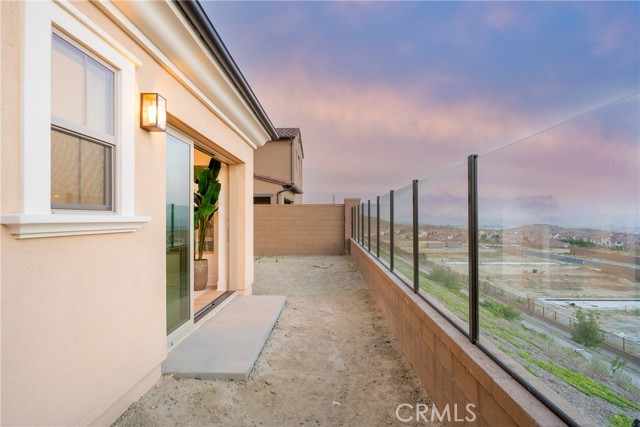 123 Oakstone, Irvine CA: https://media.crmls.org/medias/98cb58bd-9504-49bd-9abd-40c9b67d03ef.jpg