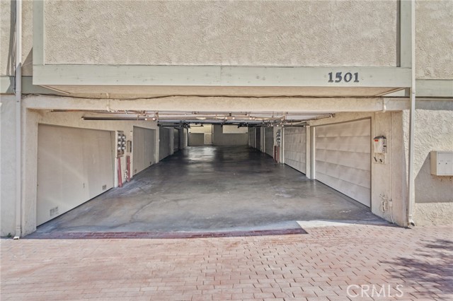 1501 Artesia Boulevard, Manhattan Beach, California 90266, 2 Bedrooms Bedrooms, ,3 BathroomsBathrooms,Residential,For Sale,Artesia,SB24084676