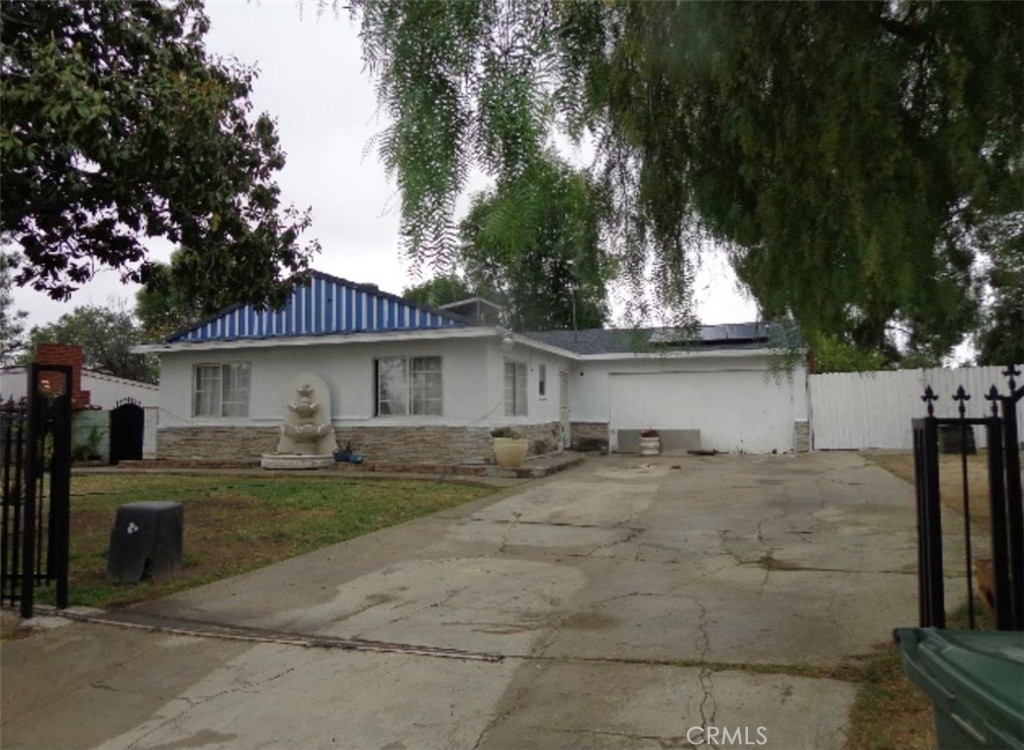 8156 Cornwall Avenue