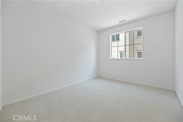 16125 Linden Lane, Chino CA: https://media.crmls.org/medias/98cdc0e2-f70d-4677-926f-3a59ea12a2b0.jpg
