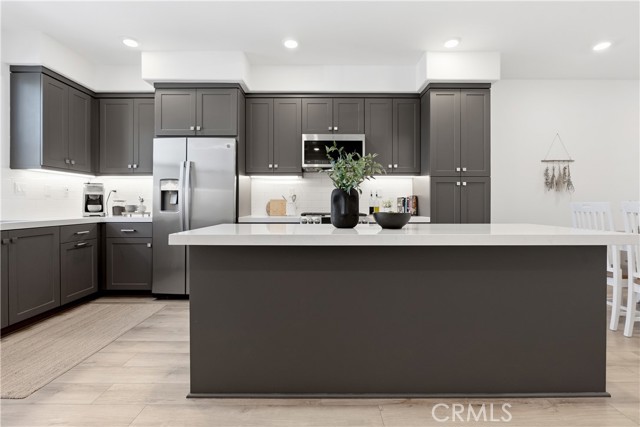 Detail Gallery Image 3 of 75 For 30 Wisteria, Rancho Mission Viejo,  CA 92694 - 2 Beds | 2/1 Baths