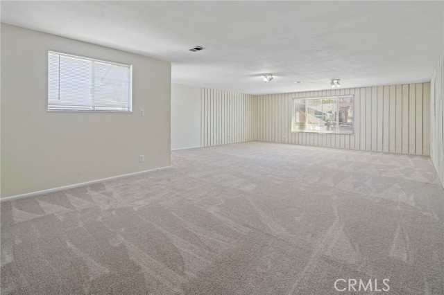 Massive Bonus Room  for Game Room/Teen Room?, or Playroom?, an ADU?,  or Additional Master w/enSuite?