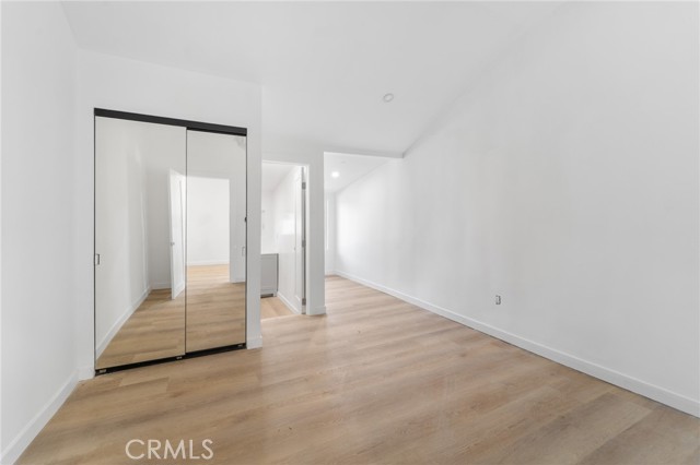 Detail Gallery Image 5 of 12 For 8510 Wilbur, Northridge,  CA 91324 - 2 Beds | 2 Baths