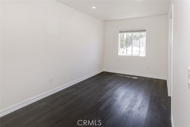 Detail Gallery Image 12 of 23 For 624 Hawthorne St a,  Glendale,  CA 91204 - 2 Beds | 2 Baths