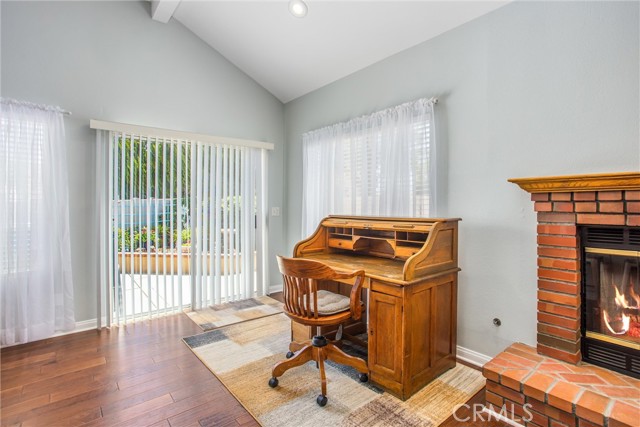 518 S Seminole Circle, Banning CA: https://media.crmls.org/medias/98d0bbb9-6606-4c82-b34f-f5ee6333342d.jpg