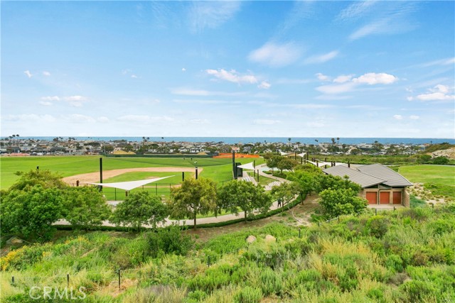 Detail Gallery Image 13 of 32 For 12 Land Fall Ct, Newport Beach,  CA 92663 - 3 Beds | 2/1 Baths