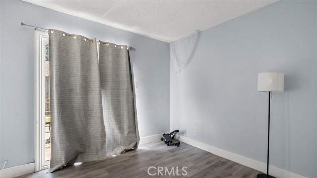 773 S Camino Los Banos, San Jacinto CA: https://media.crmls.org/medias/98d17b0d-e8d1-4ccf-b500-e68bd38bb16d.jpg
