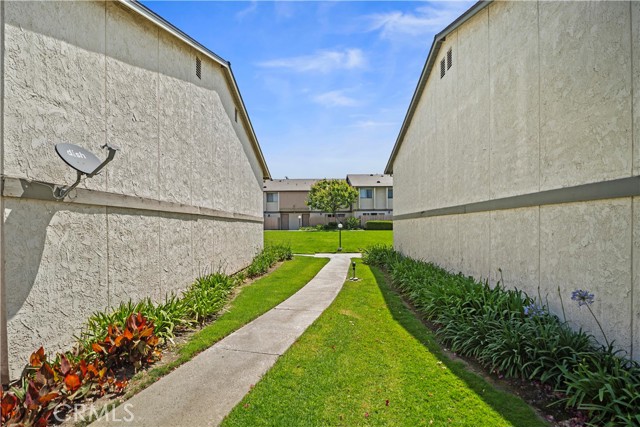 Detail Gallery Image 25 of 28 For 2300 S Hacienda Bld #F8,  Hacienda Heights,  CA 91745 - 2 Beds | 2 Baths