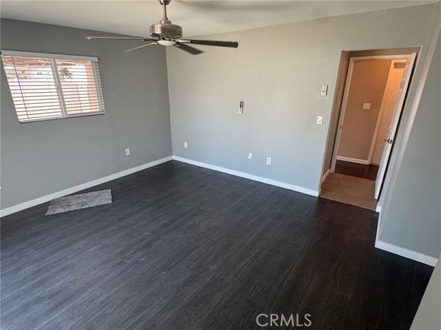 Image 16 of 29 For 926 Griffith Way