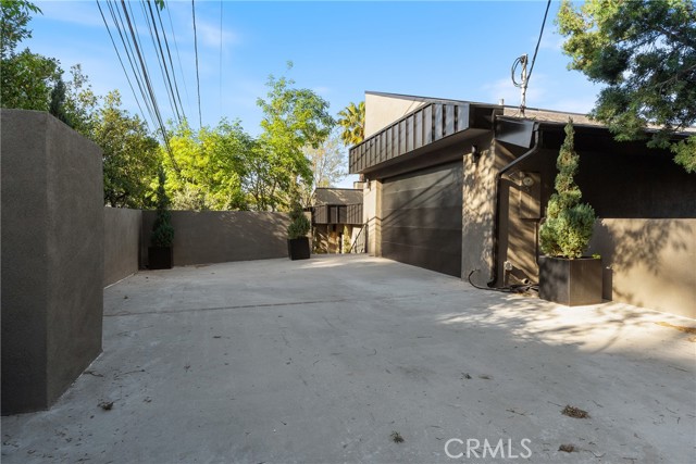 Detail Gallery Image 8 of 61 For 3250 Coldwater Canyon Ave, Studio City,  CA 91604 - 4 Beds | 4 Baths