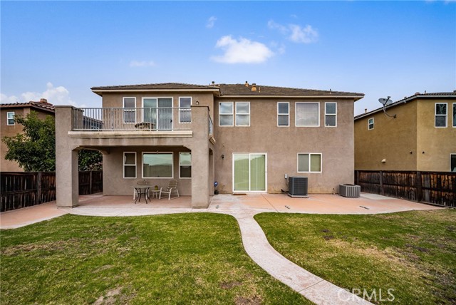 16219 Skyridge Drive, Riverside CA: https://media.crmls.org/medias/98d300b7-b1ad-4da5-b280-0dc9a0f84bb0.jpg