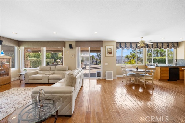 27025 Glaramara Lane, Yorba Linda CA: https://media.crmls.org/medias/98d44791-1bdc-489b-9c6c-f75d84a71595.jpg