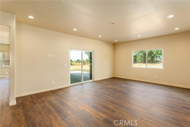 Detail Gallery Image 16 of 75 For 35750 Brookwood Ct, Yucaipa,  CA 92399 - 5 Beds | 4/1 Baths