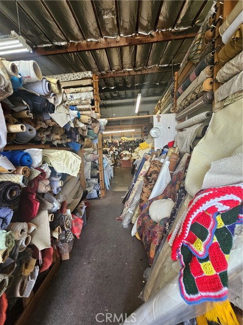 22702 S Western Avenue, Torrance CA: https://media.crmls.org/medias/98d4e6c3-d4de-46f6-a7f7-62039a4a03ab.jpg