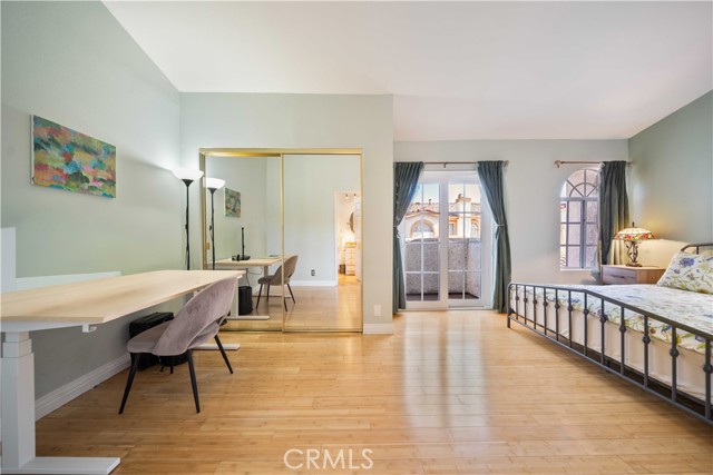 Detail Gallery Image 31 of 47 For 19950 Sherman Way Unit a a,  Winnetka,  CA 91306 - 3 Beds | 4 Baths