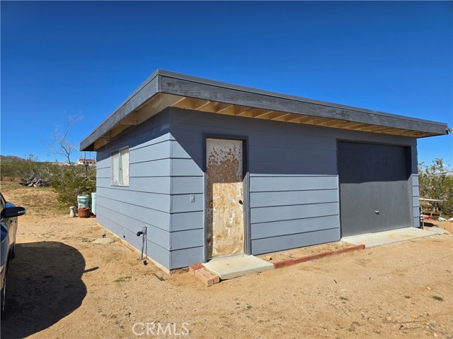 Detail Gallery Image 9 of 11 For 55560 Lum, Landers,  CA 92285 - 1 Beds | 1 Baths