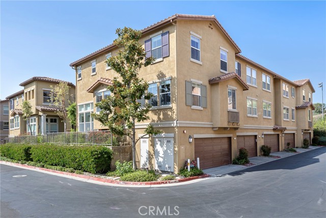 8543 E Kendra Loop, Orange CA: https://media.crmls.org/medias/98d79be7-6b0b-4ac0-ac00-24a3cd3c41c5.jpg