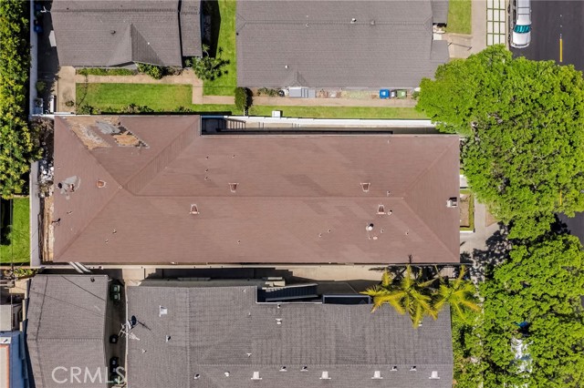 935 W 10th St, San Pedro CA: https://media.crmls.org/medias/98d90702-c852-4d8b-b77b-04d600fc6138.jpg