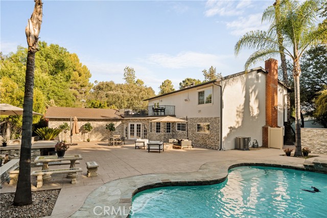 20286 Allentown Drive, Woodland Hills CA: https://media.crmls.org/medias/98d95c28-aaa3-4746-97b7-011012670747.jpg