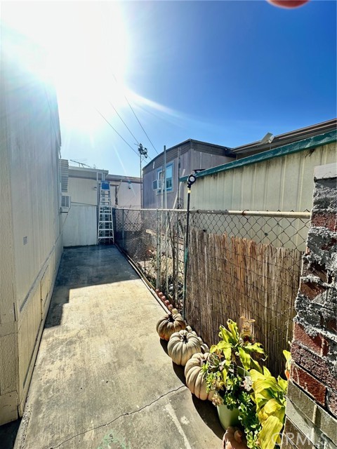 Detail Gallery Image 9 of 9 For 9851 Bolsa Ave #58,  Westminster,  CA 92683 - 2 Beds | 2 Baths