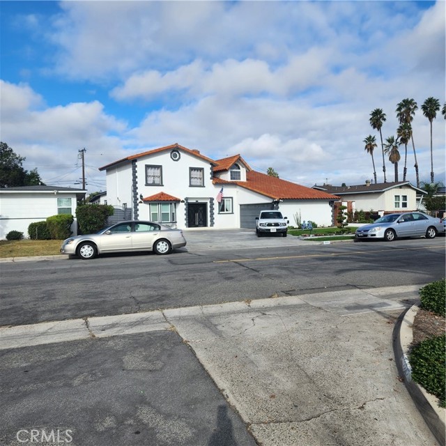 Detail Gallery Image 2 of 23 For 12235 Morrie Ln, Garden Grove,  CA 92840 - 3 Beds | 2/1 Baths