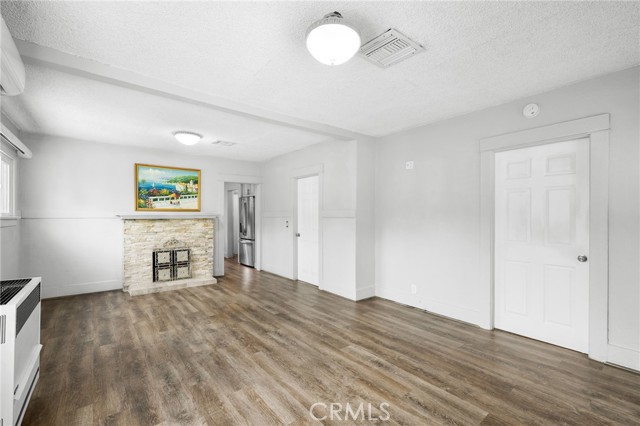 Detail Gallery Image 7 of 19 For 304 E Garfield, Glendale,  CA 91205 - 2 Beds | 1/1 Baths