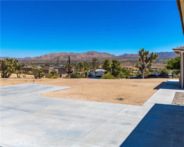 Detail Gallery Image 5 of 43 For 6496 Red Bluff Ave, Yucca Valley,  CA 92284 - 3 Beds | 2/1 Baths