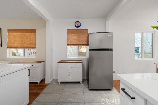 4142 Mercury Avenue, Los Angeles CA: https://media.crmls.org/medias/98db039b-b81d-427b-9fbe-6fcc5affd19a.jpg