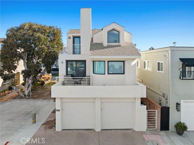 Detail Gallery Image 1 of 1 For 3912 River Ave, Newport Beach,  CA 92663 - 5 Beds | 5/1 Baths