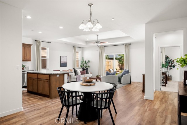 Detail Gallery Image 4 of 39 For 385 Bellamy Ter, Chico,  CA 95973 - 3 Beds | 2 Baths